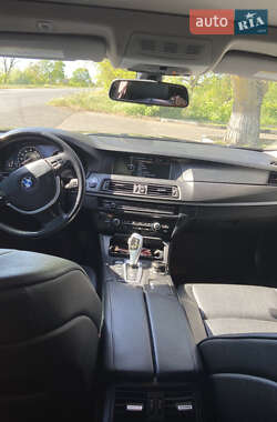 Седан BMW 5 Series 2012 в 