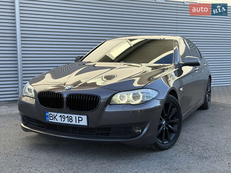 Седан BMW 5 Series 2012 в Рівному