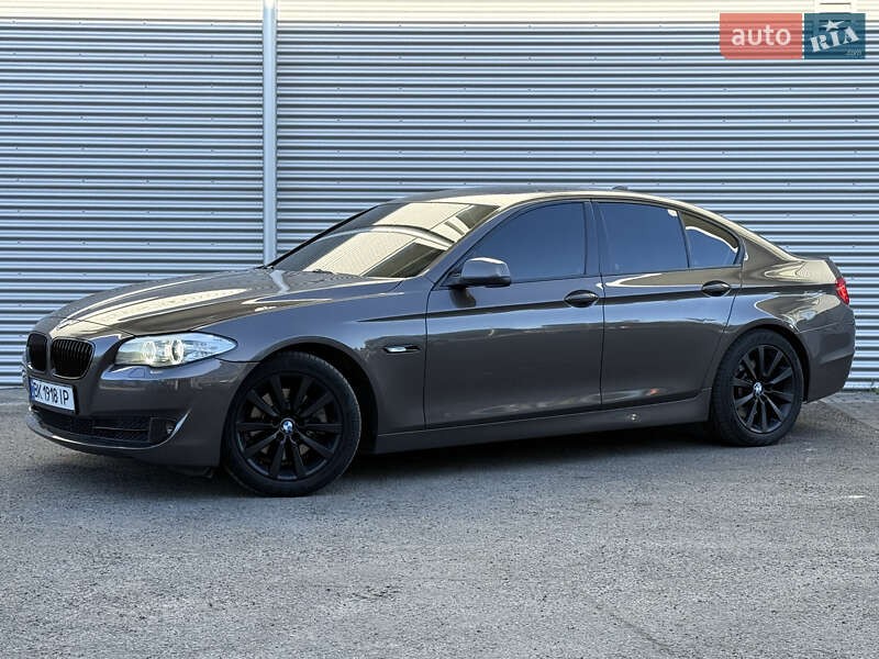 Седан BMW 5 Series 2012 в Рівному