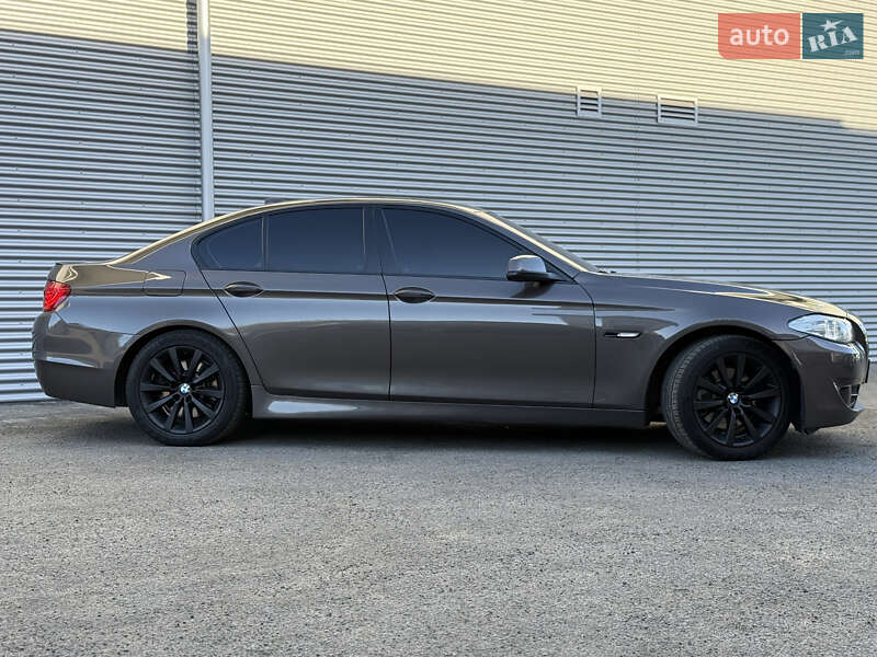 Седан BMW 5 Series 2012 в Рівному