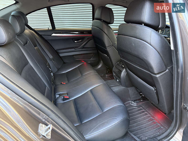 Седан BMW 5 Series 2012 в Рівному