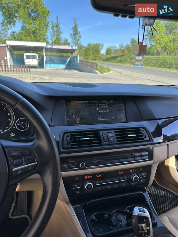 Седан BMW 5 Series 2013 в Львове