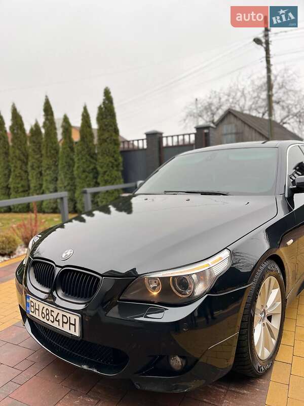 Седан BMW 5 Series 2004 в 