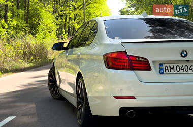 Седан BMW 5 Series 2012 в 