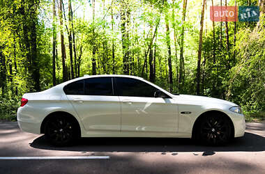 Седан BMW 5 Series 2012 в 