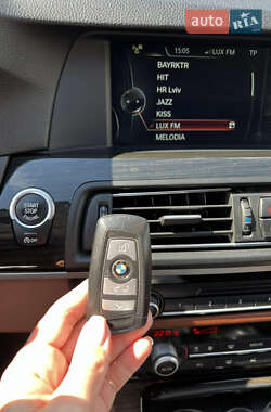 Седан BMW 5 Series 2012 в 