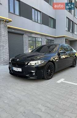 Седан BMW 5 Series 2014 в 