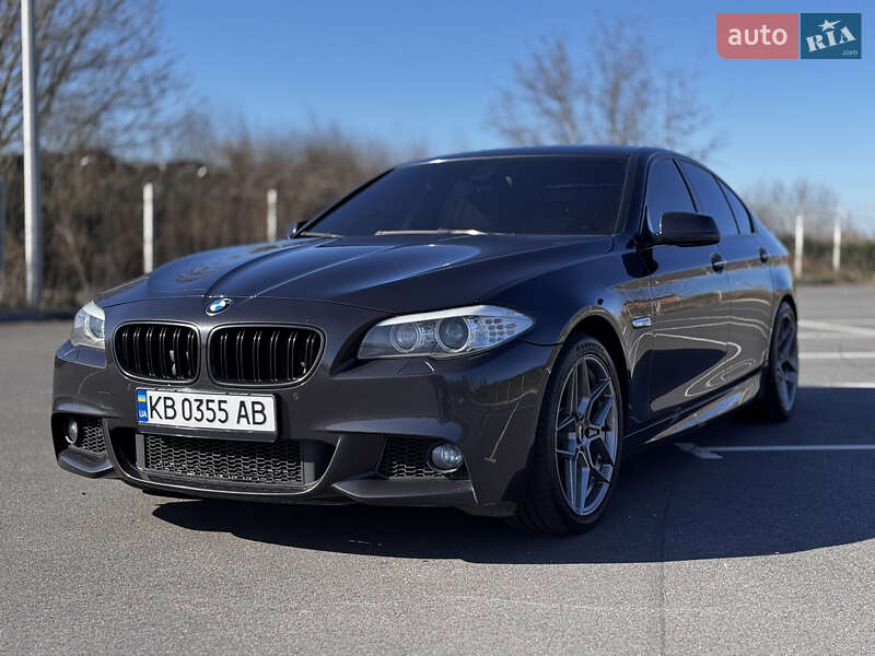 BMW 5 Series 2011