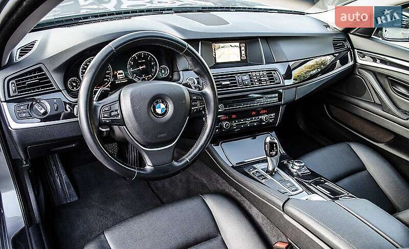 Седан BMW 5 Series 2015 в Житомире