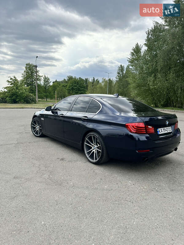 Седан BMW 5 Series 2015 в Києві