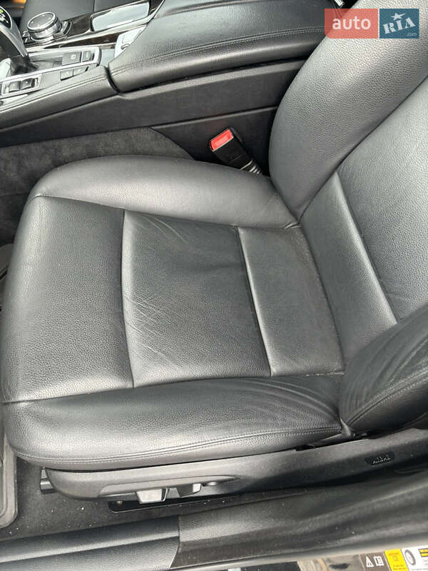 Седан BMW 5 Series 2015 в Львове