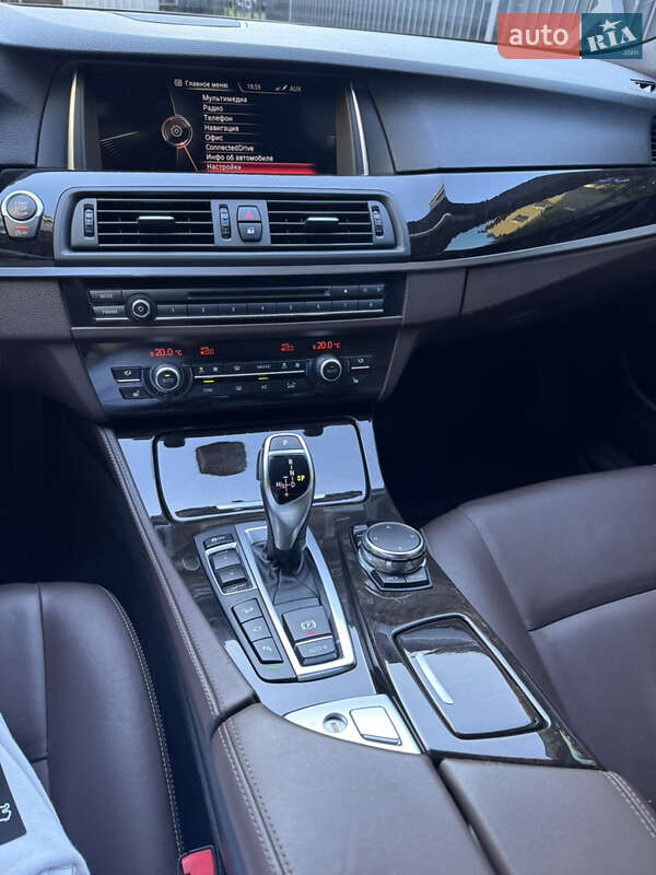 Седан BMW 5 Series 2016 в Запорожье