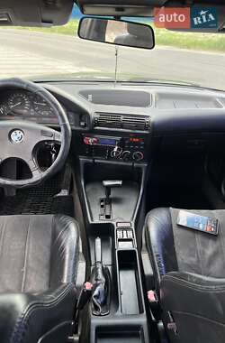 Седан BMW 5 Series 1989 в 