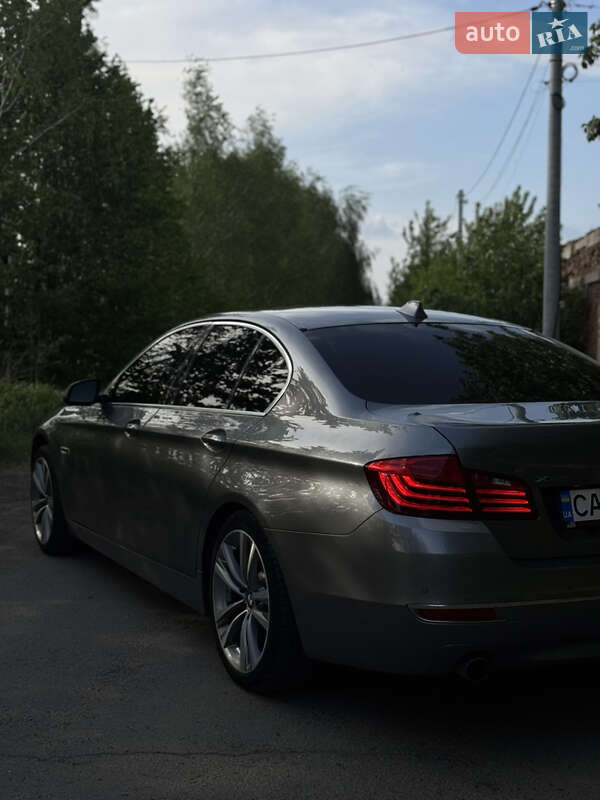 Седан BMW 5 Series 2015 в Умани