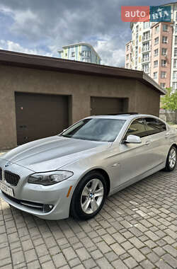 Седан BMW 5 Series 2012 в 