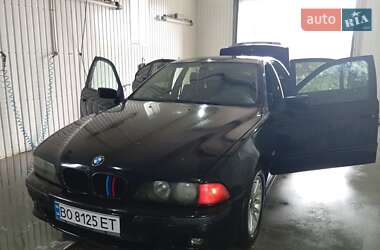 Седан BMW 5 Series 2000 в Бережанах