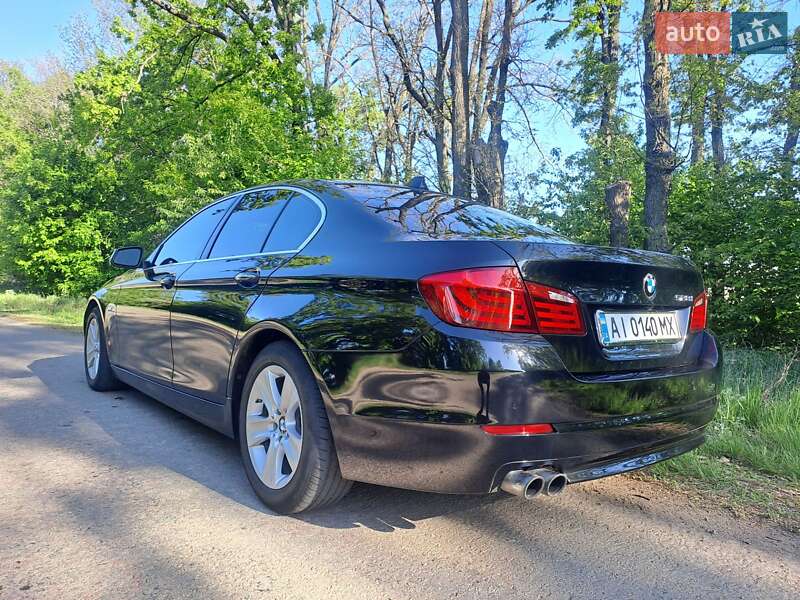 Седан BMW 5 Series 2013 в Ракитном