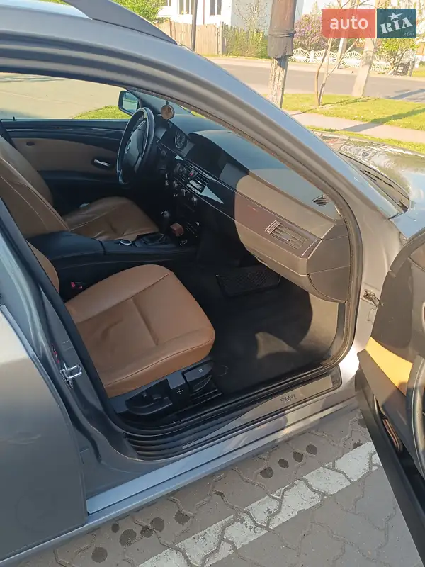 BMW 5 Series 2007 VIN WBAPX11040CX35266 фото оголошення 16 з 55