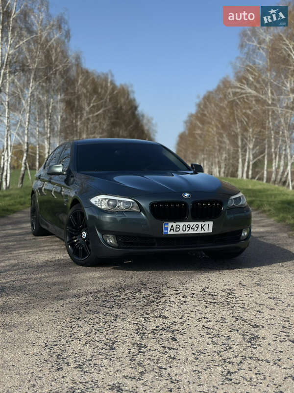 BMW 5 Series 2011