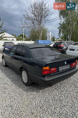 Седан BMW 5 Series 1993 в 