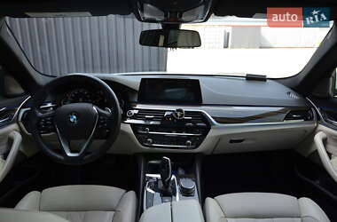 Седан BMW 5 Series 2019 в 