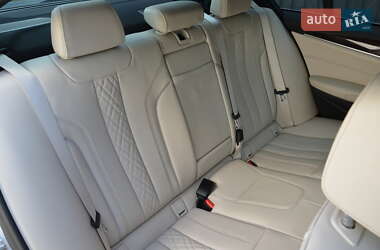 Седан BMW 5 Series 2019 в 