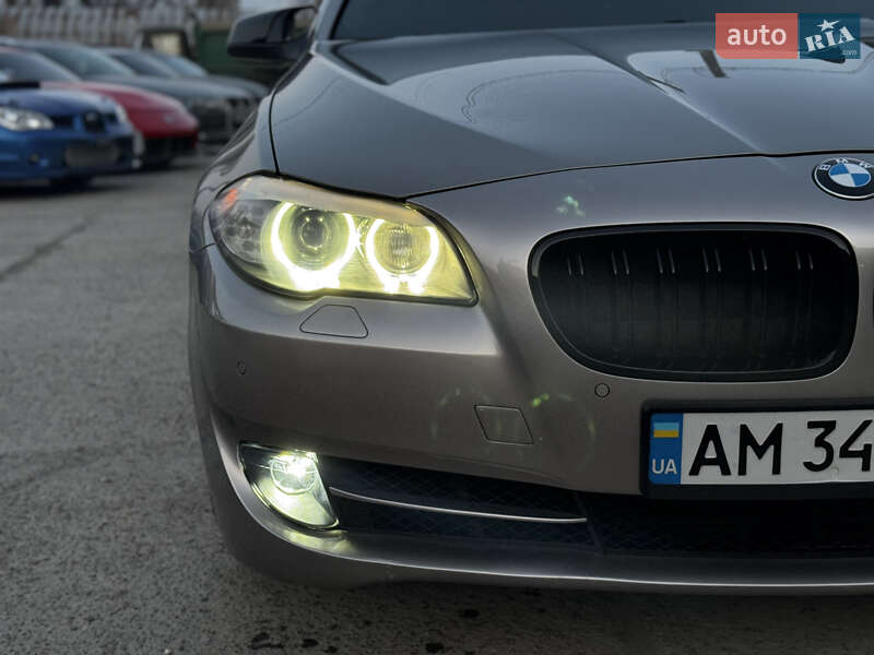 Седан BMW 5 Series 2012 в Житомире