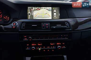 Седан BMW 5 Series 2012 в 