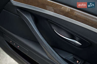 Седан BMW 5 Series 2012 в 