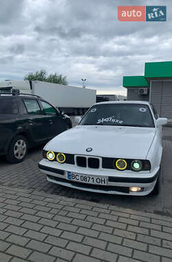 Седан BMW 5 Series 1991 в Перемишлянах