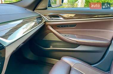 Седан BMW 5 Series 2017 в 