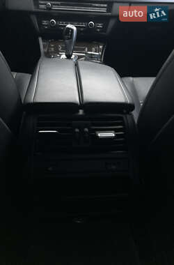 Седан BMW 5 Series 2014 в 