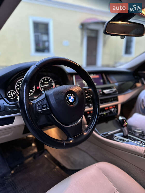 Седан BMW 5 Series 2013 в Каменец-Подольском