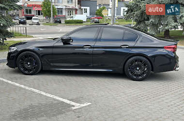 Седан BMW 5 Series 2017 в 