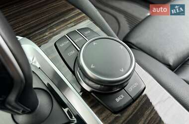 Седан BMW 5 Series 2017 в 