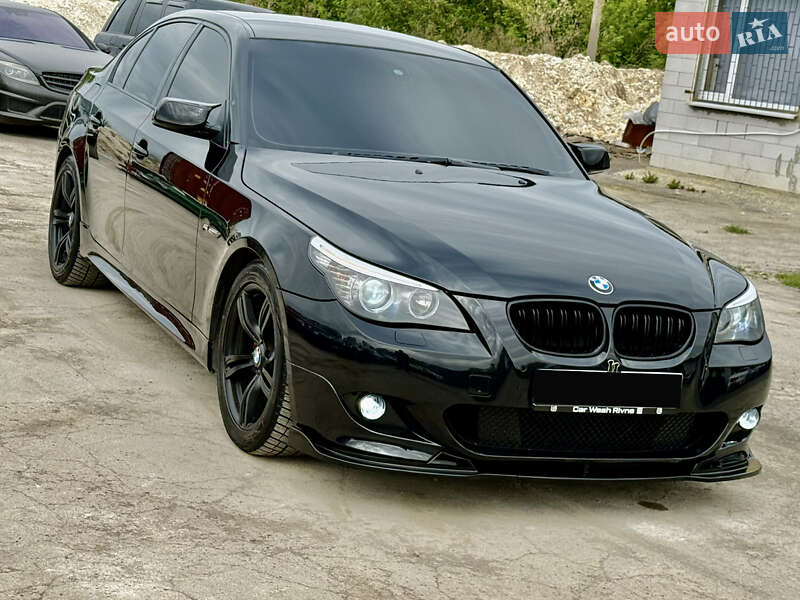 Седан BMW 5 Series 2009 в Ровно