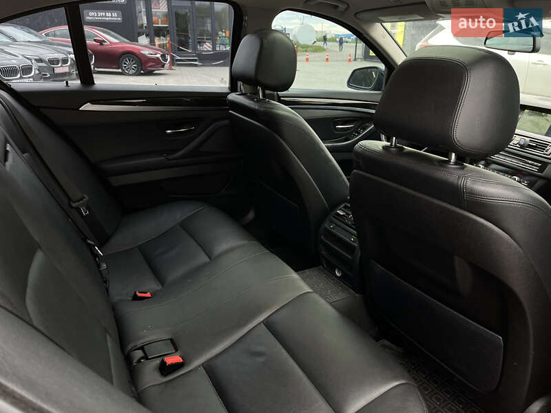 Седан BMW 5 Series 2013 в Львове