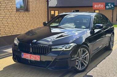 Седан BMW 5 Series 2021 в 