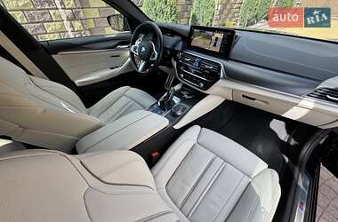 Седан BMW 5 Series 2021 в 