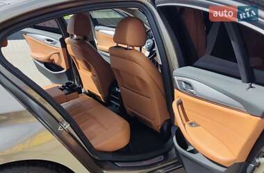 Седан BMW 5 Series 2017 в 