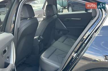 Седан BMW 5 Series 2023 в 