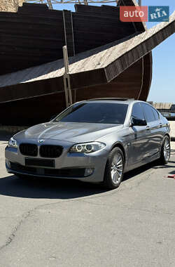 BMW 5 Series 2011 BMW 5 Series 2011