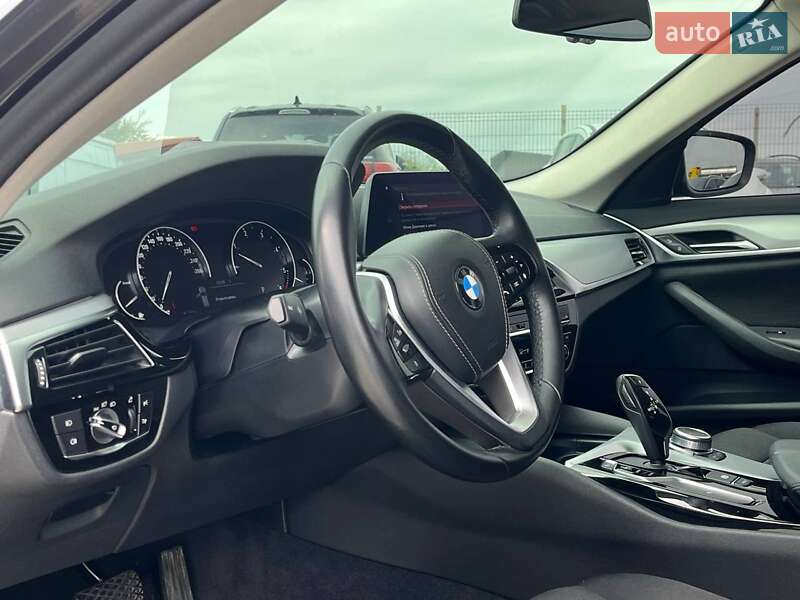 Универсал BMW 5 Series 2020 в Львове