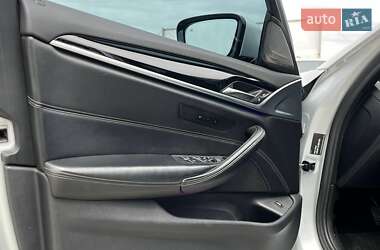 Седан BMW 5 Series 2019 в 