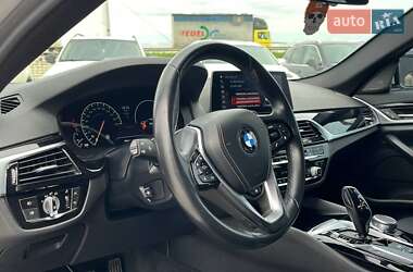 Седан BMW 5 Series 2019 в 