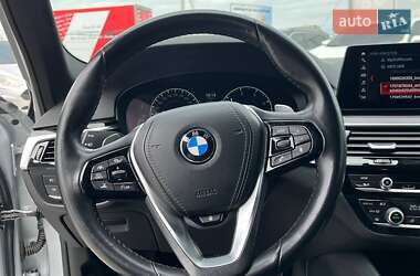 Седан BMW 5 Series 2019 в 