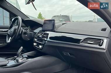 Седан BMW 5 Series 2019 в 