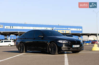 Седан BMW 5 Series 2015 в 