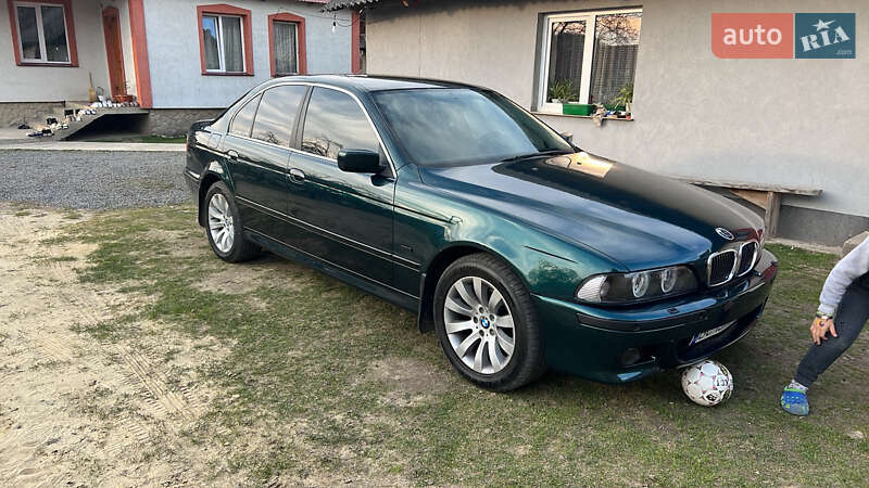Седан BMW 5 Series 1999 в Яворові