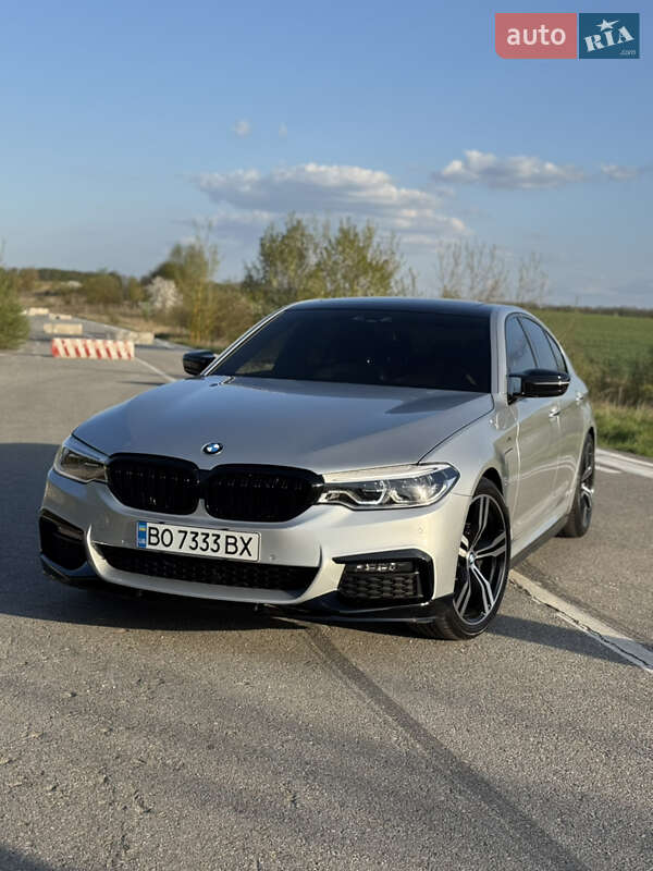 Седан BMW 5 Series 2017 в Львові